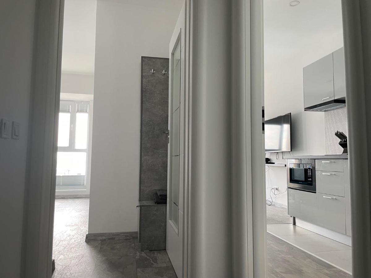 Cozy 2-Room Penthouse Lakeview W14 Bucureşti Eksteriør bilde
