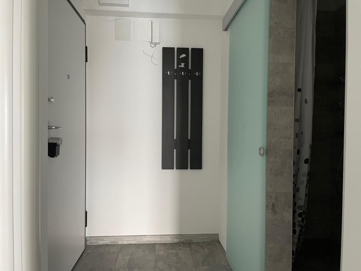 Cozy 2-Room Penthouse Lakeview W14 Bucureşti Eksteriør bilde