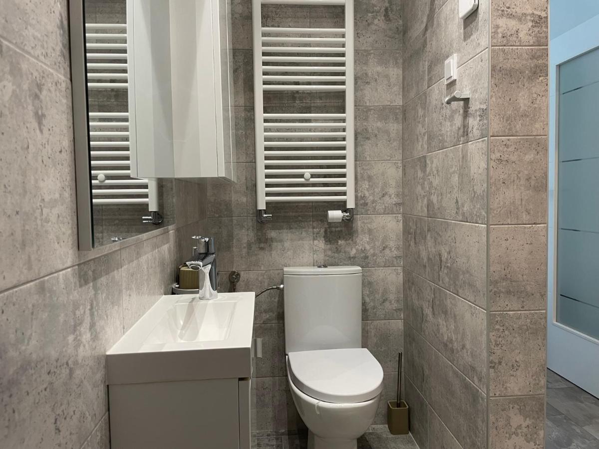 Cozy 2-Room Penthouse Lakeview W14 Bucureşti Eksteriør bilde